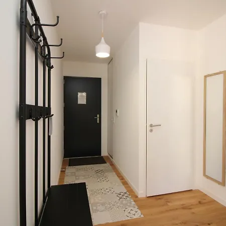 Apartment Mont-dore : Somptueux T2 Avec Wifi, Terrasse Et Parking - Fr-1-608-45