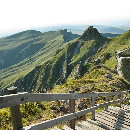 T2 Avec Wifi Et Parking Au Mont-dore - Fr-1-608-45 *